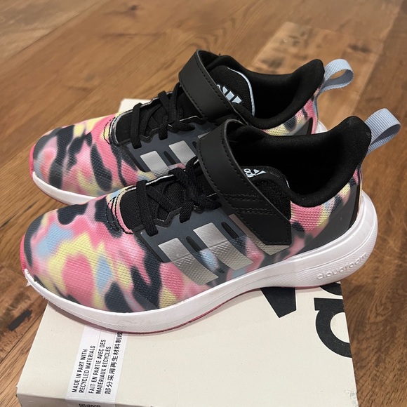 Adidas Girls FortaRun 2.0 Sneaker; Size 1.5 - Picture 6 of 9